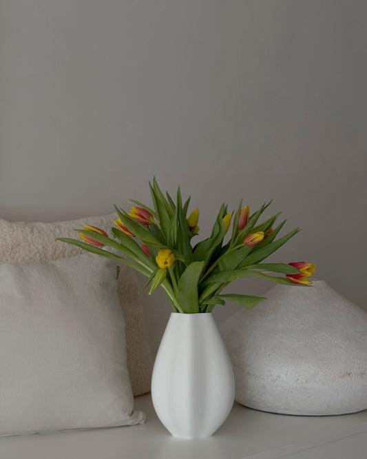 MUSE VASE