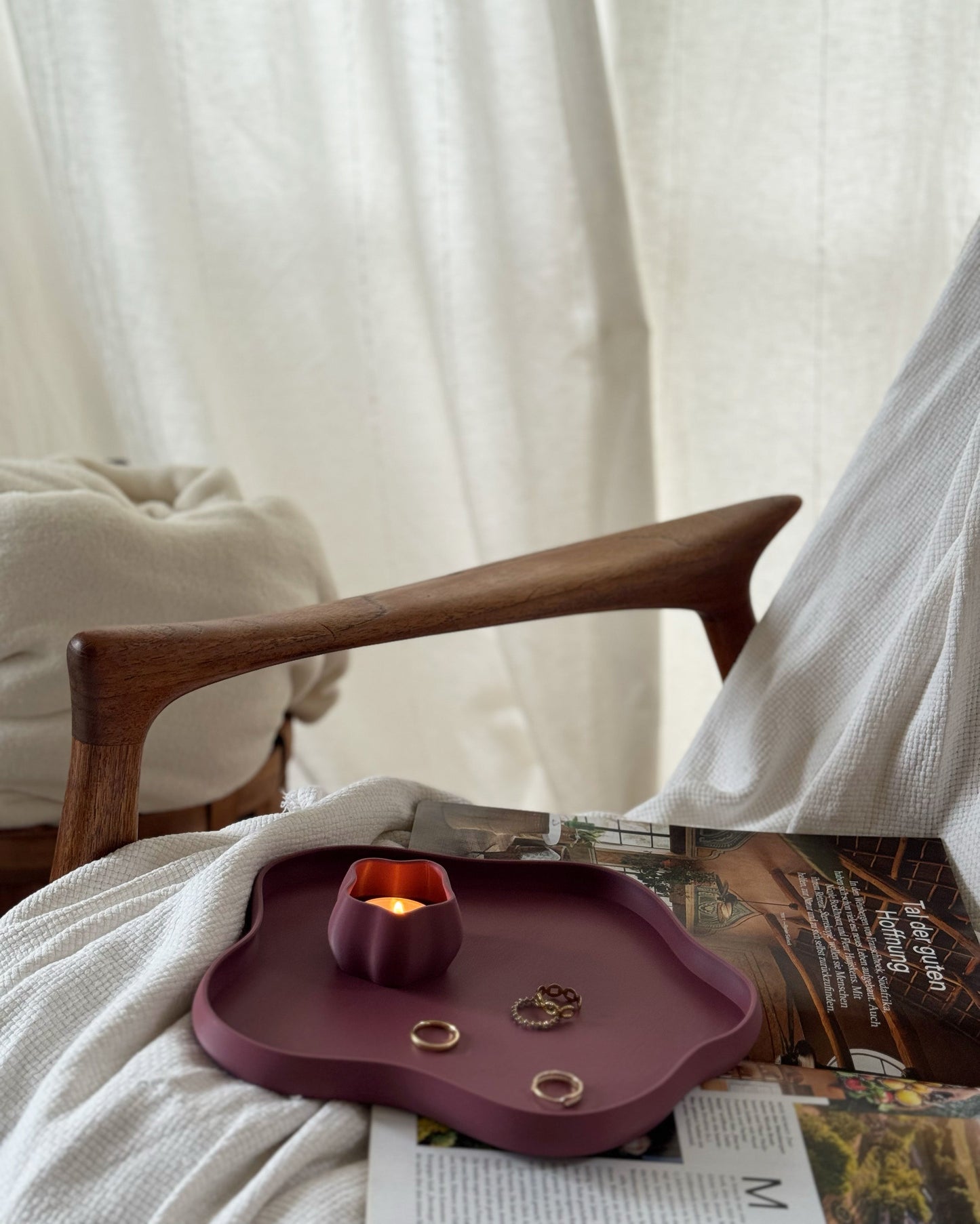 Tableau in Bordeaux ot, Ablage für Schmuck, Ablage für Kerzen, Tabkeau für Kerzen