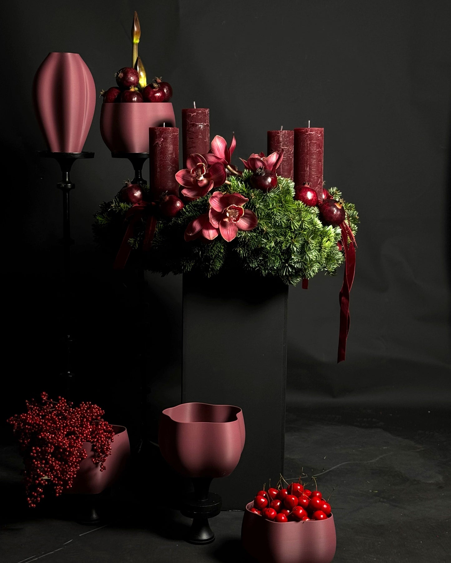 POISE VASE